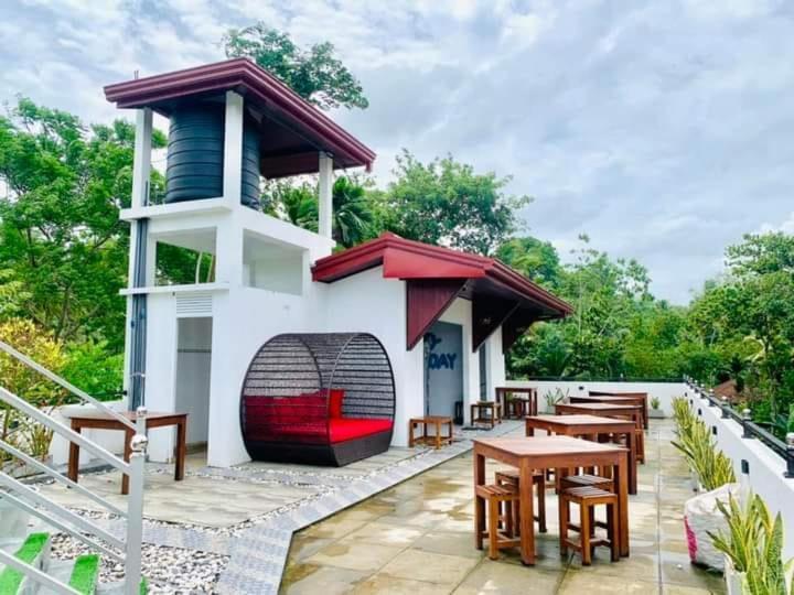 Hotel Sunny Cloud Harumalgoda Bagian luar foto